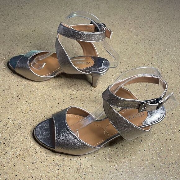 J. Reneé Soncino Metallic Kitten Heel Ankle Wrap Sandals 8.5W - Picture 2 of 13